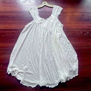 Vintage Miss Elaine Bridal White Sheer Silky Nylon Nightgown Lingerie Medium